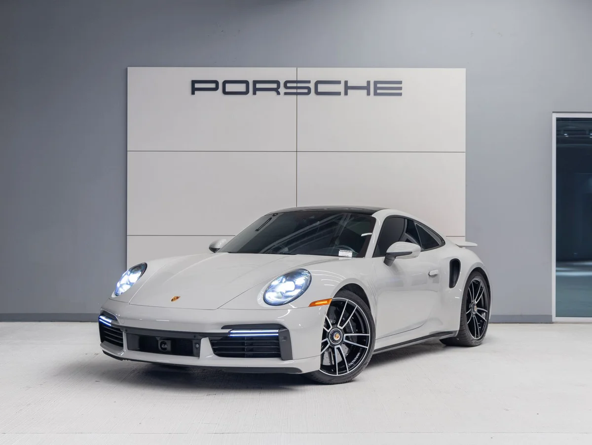 2022 Porsche 911  Turbo S